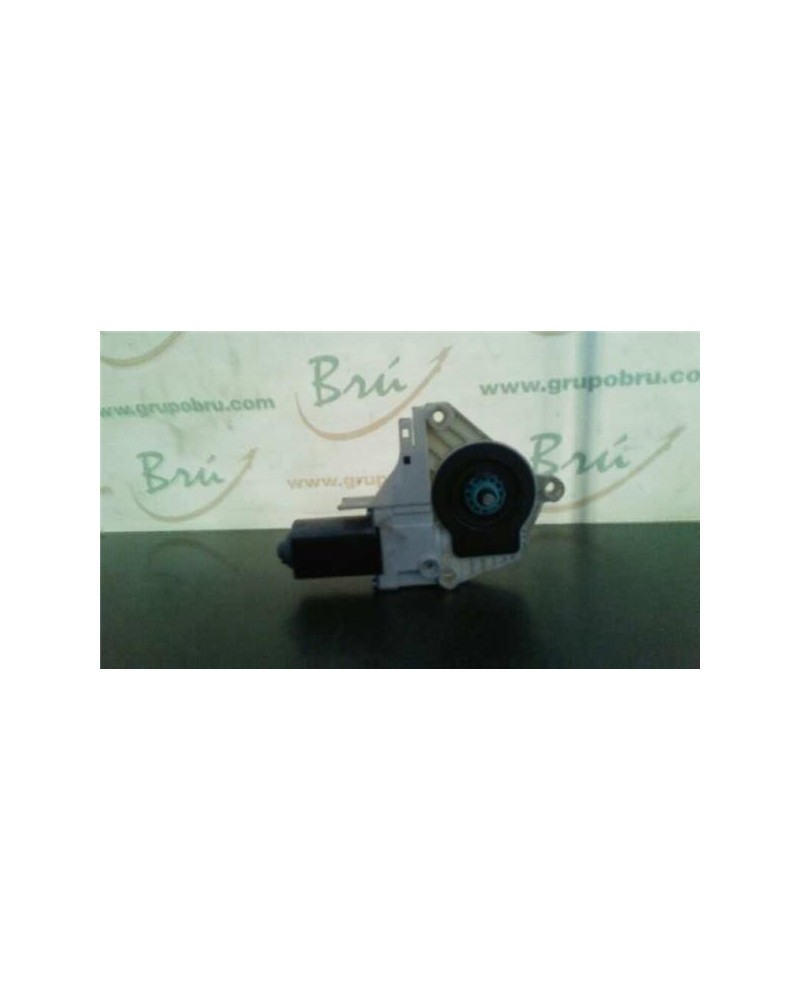 MOTOR ELEVALUNAS DEL. IZDO.