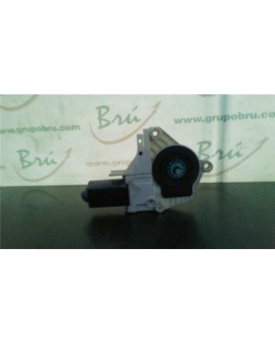 MOTOR ELEVALUNAS DEL. IZDO.