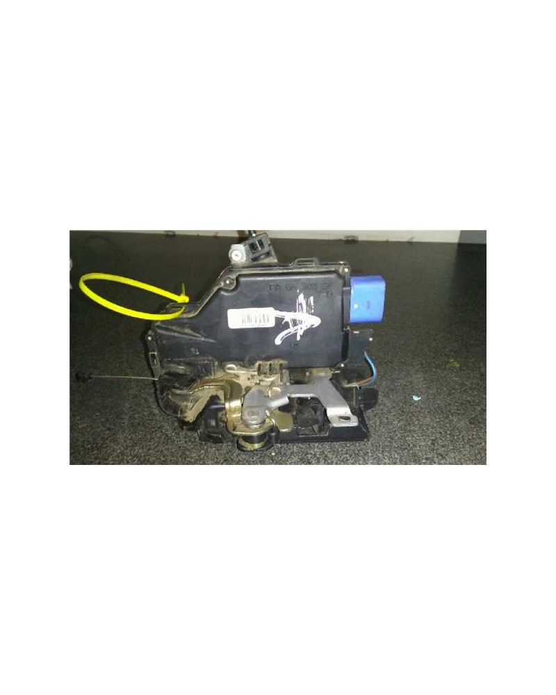 CERRADURA PUERTA DEL. DCHA.