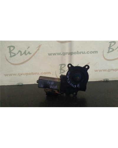 MOTOR ELEVALUNAS DEL. DCHO.