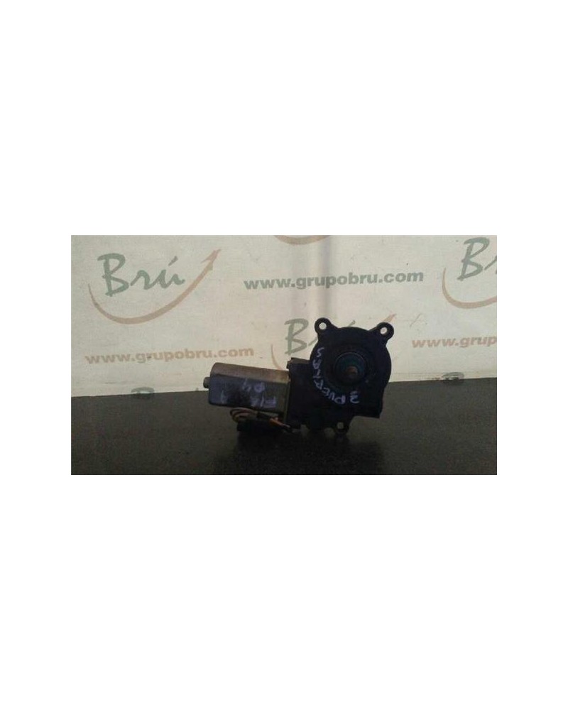 MOTOR ELEVALUNAS DEL. DCHO.