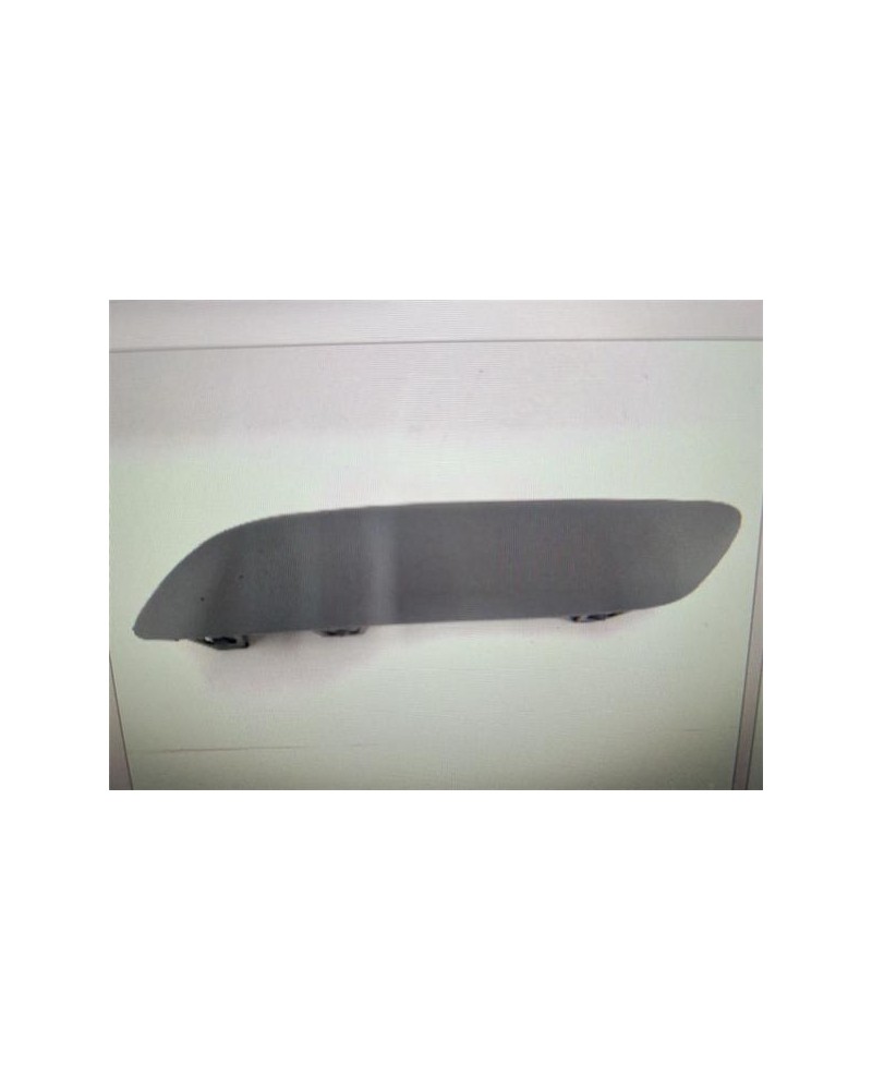 MOLDURA ALETA DEL. DCHA.