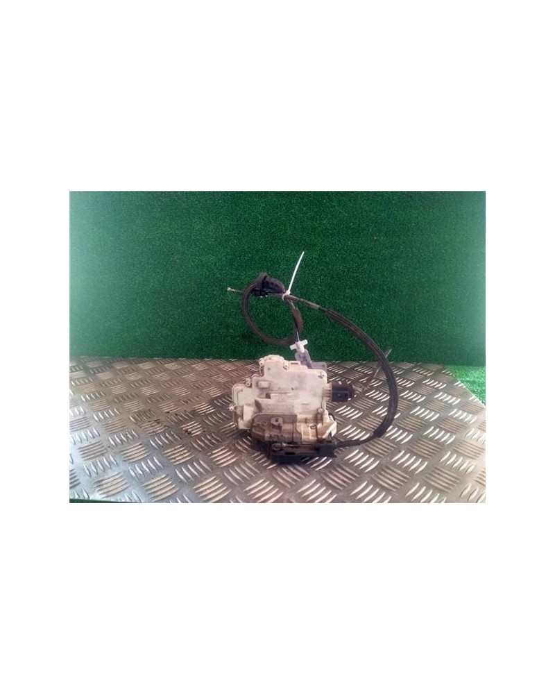 CERRADURA PUERTA DEL. DCHA.