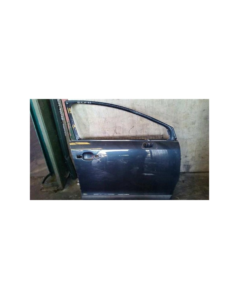PUERTA DEL. DCHA.