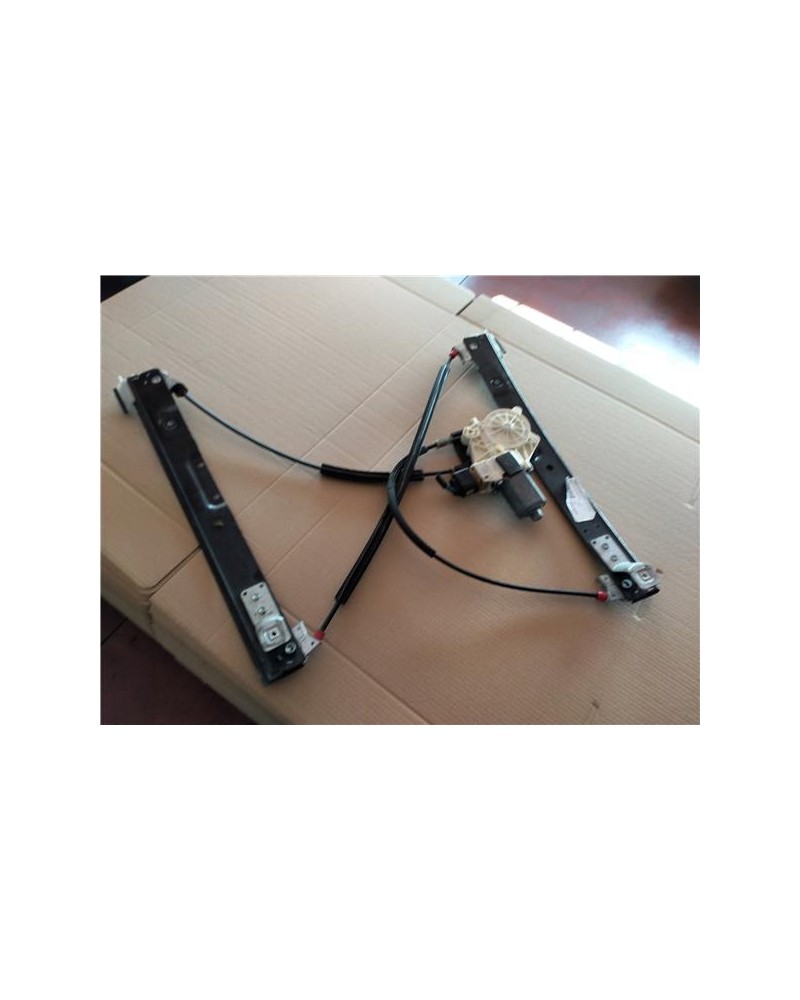 ELEVALUNAS ELECTRICO DEL. IZDO.