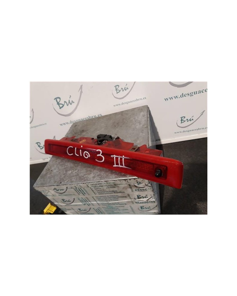 LUZ CENTRAL DE FRENO