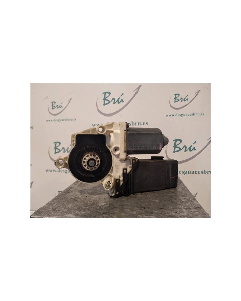 MOTOR ELEVALUNAS DEL. IZDO.
