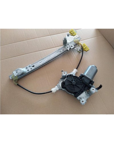 ELEVALUNAS ELECTRICO TRA. IZDO.