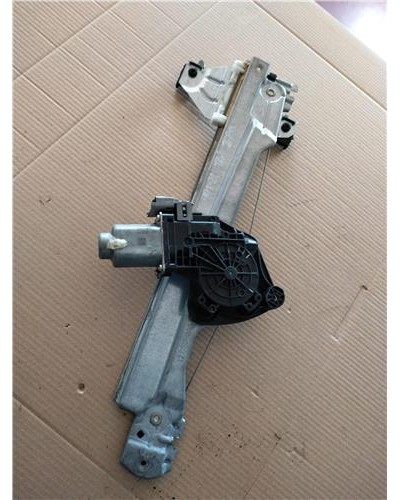 ELEVALUNAS ELECTRICO TRA. IZDO.