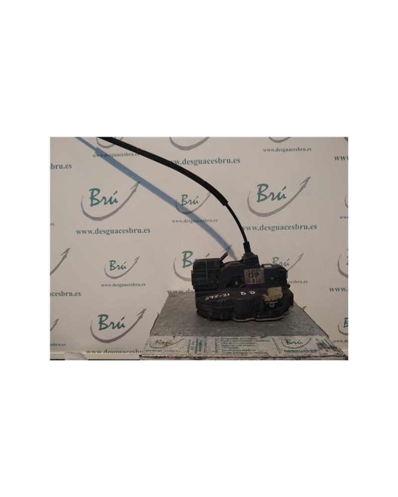 CERRADURA PUERTA DEL. DCHA.