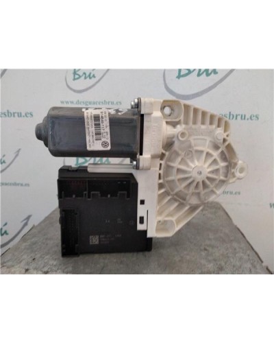 MOTOR ELEVALUNAS DEL. IZDO.