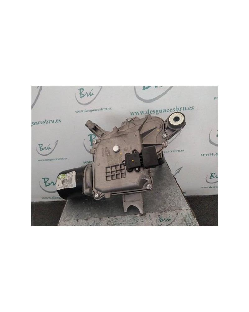 MOTOR LIMPIAPARABRISAS TRA.