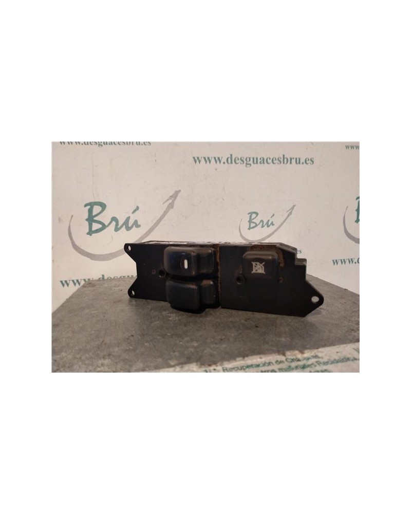 MANDO ELEVALUNAS DEL. IZDO.