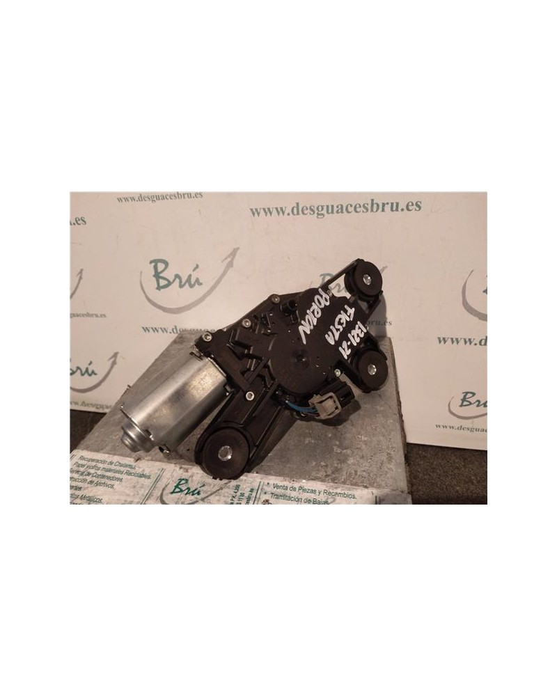 MOTOR LIMPIAPARABRISAS TRA.
