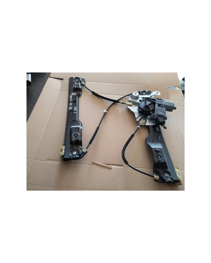 ELEVALUNAS ELECTRICO DEL. IZDO.