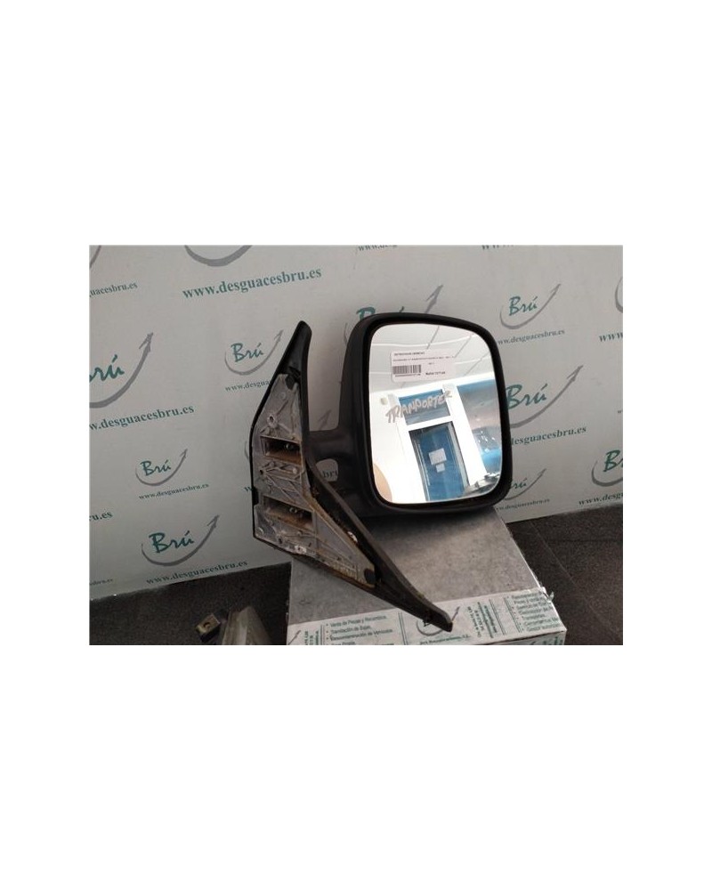 RETROVISOR DCHO.