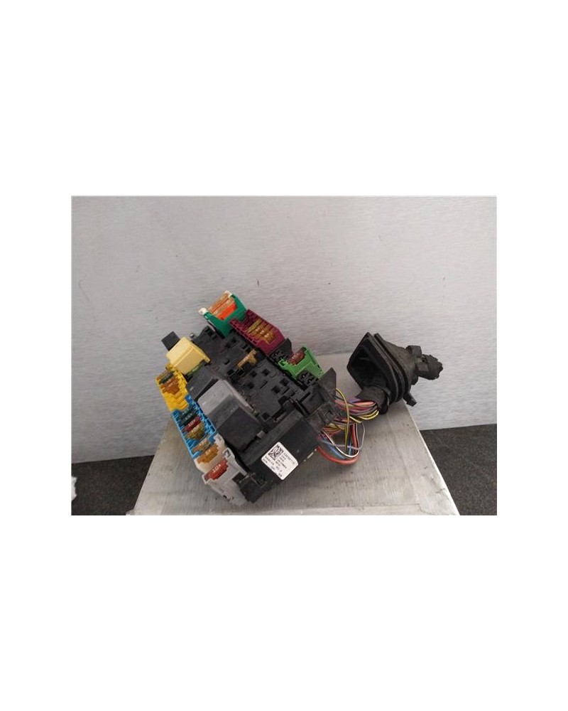 CAJA RELES