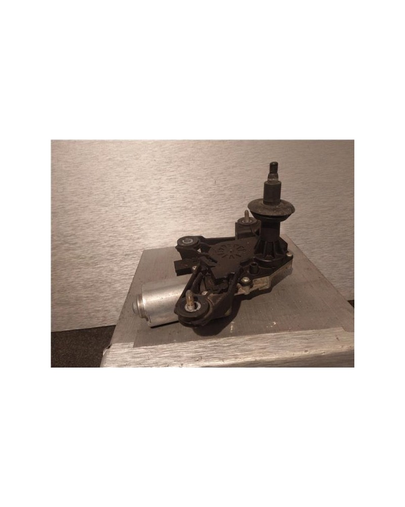 MOTOR LIMPIAPARABRISAS TRA.