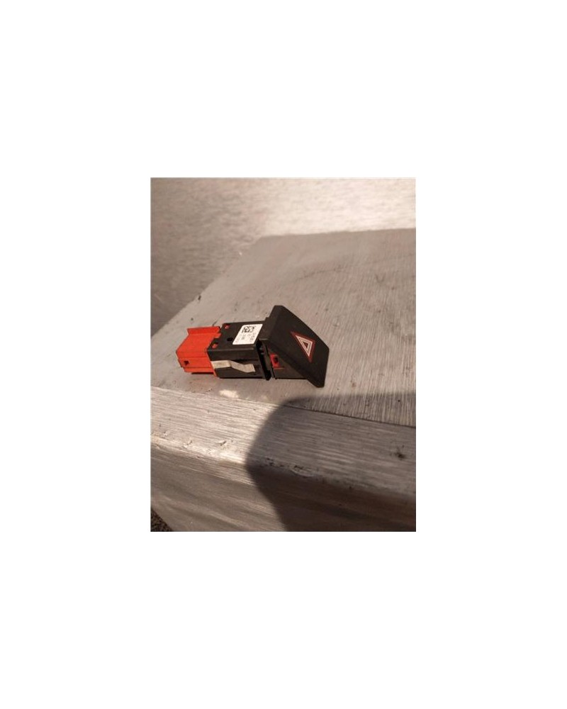 INTERRUPTOR LUCES EMERGENCIA