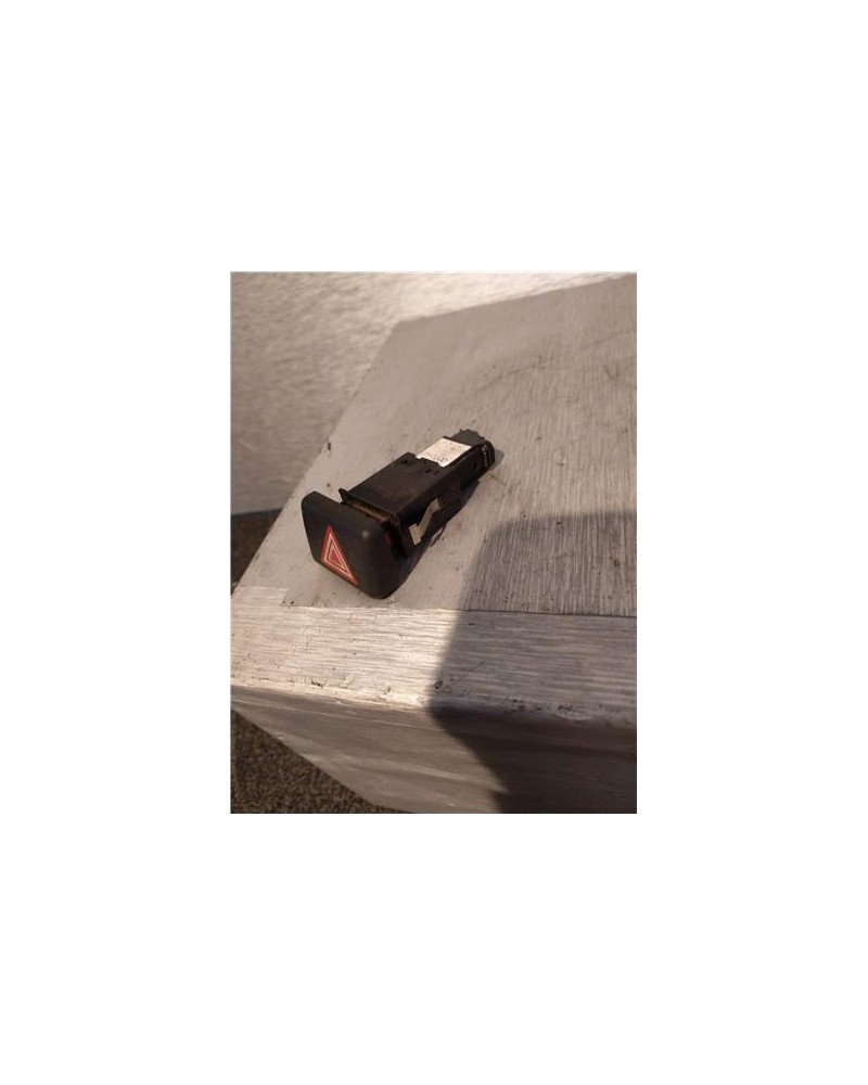 INTERRUPTOR LUCES EMERGENCIA