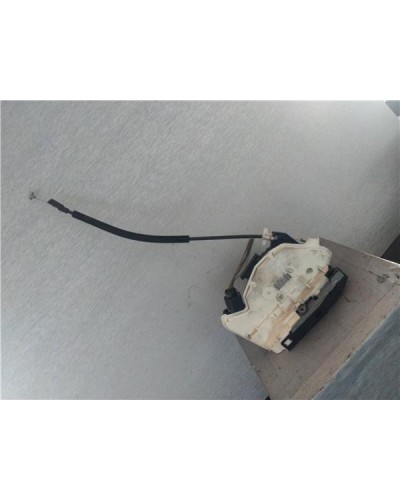 CERRADURA PUERTA TRA. DCHA.