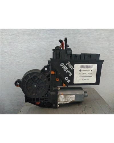 MOTOR ELEVALUNAS DEL. DCHO.
