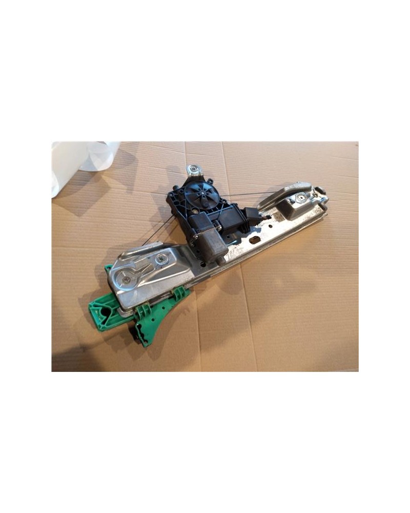 ELEVALUNAS ELECTRICO TRA. IZDO.