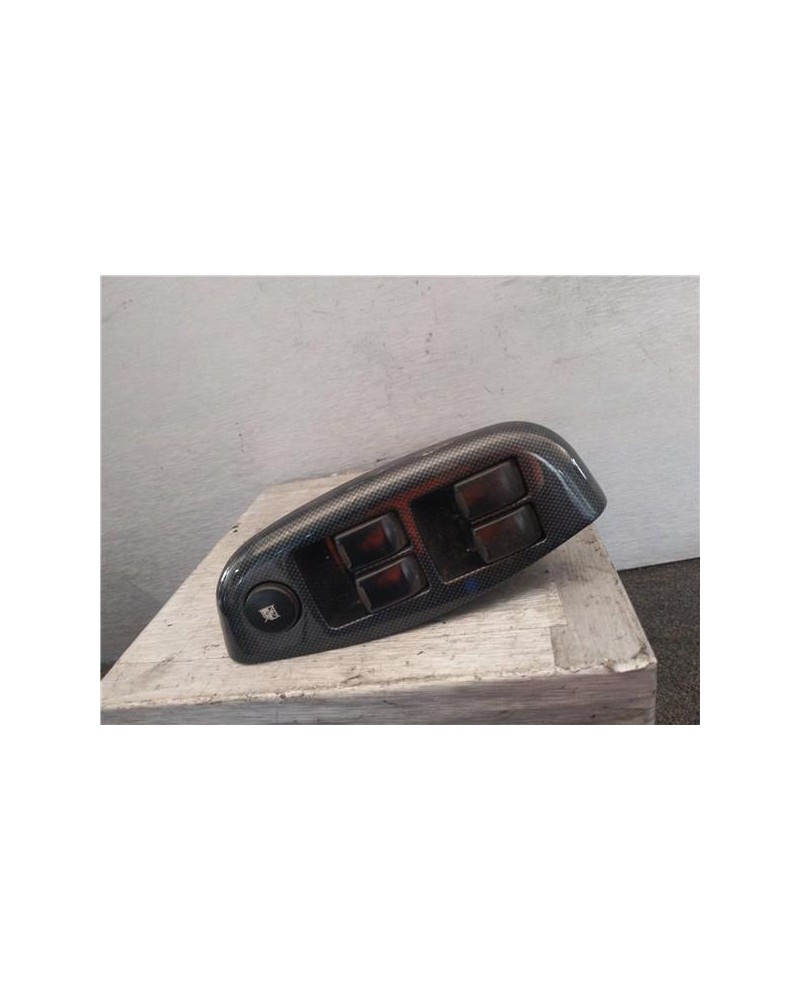 MANDO ELEVALUNAS DEL. IZDO.
