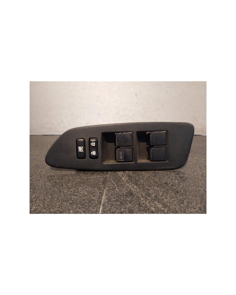 MANDO ELEVALUNAS DEL. IZDO.