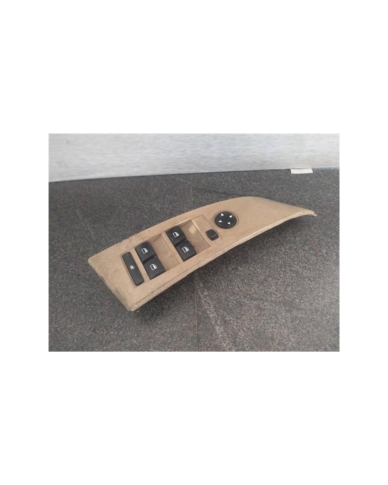 MANDO ELEVALUNAS DEL. IZDO.