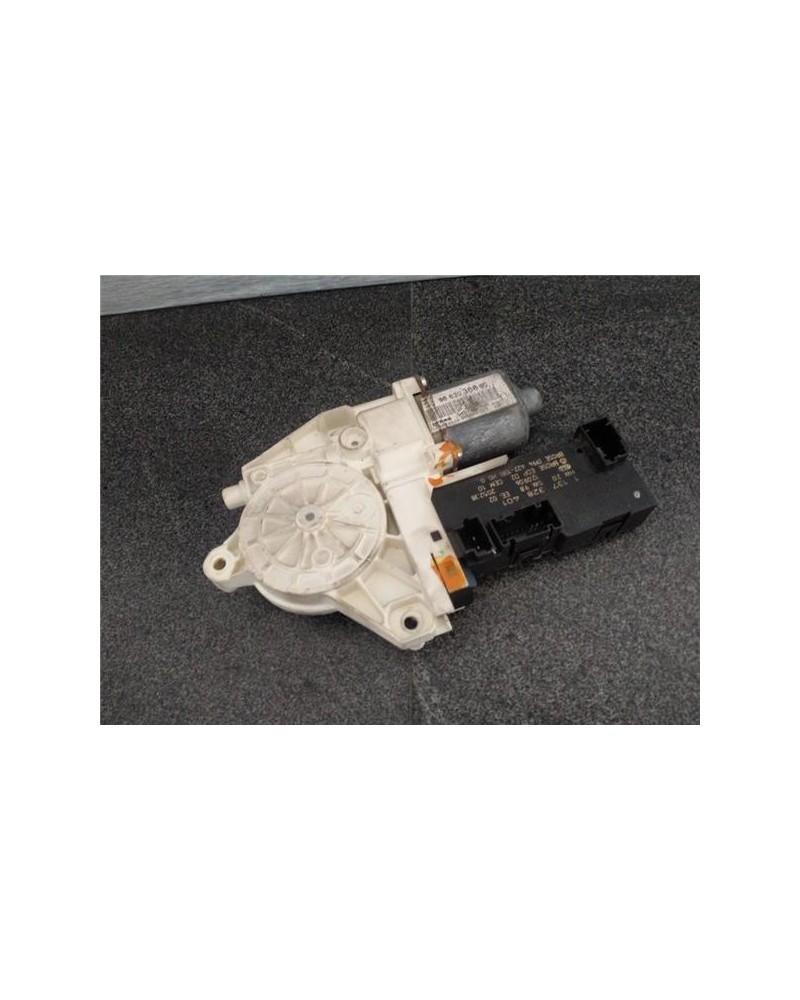 MOTOR ELEVALUNAS DEL. IZDO.