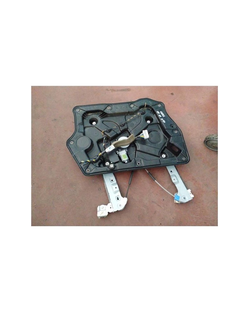ELEVALUNAS ELECTRICO DEL. IZDO.