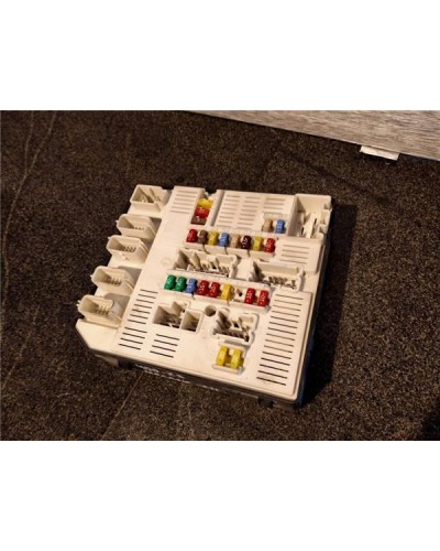 CAJA RELES