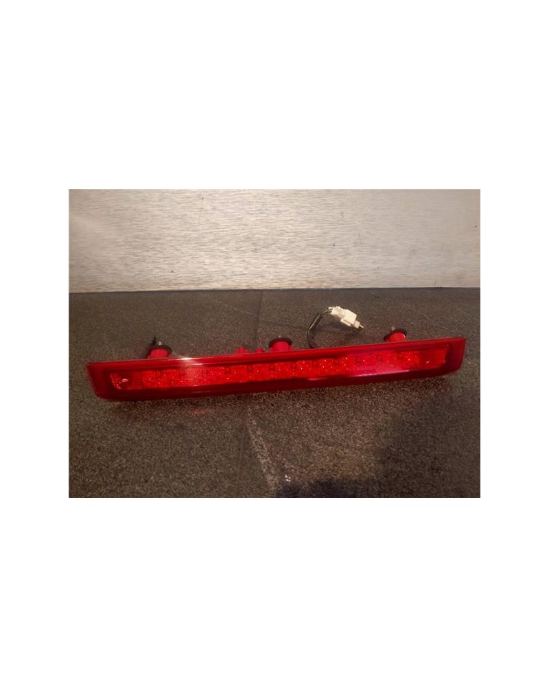 LUZ CENTRAL DE FRENO