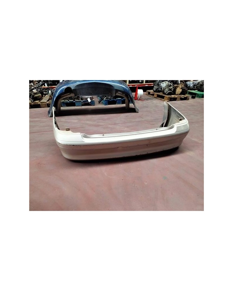 PARAGOLPES TRA.