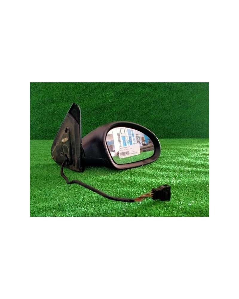 RETROVISOR DCHO.