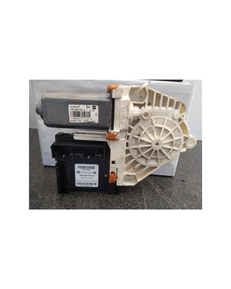 MOTOR ELEVALUNAS DEL. IZDO.