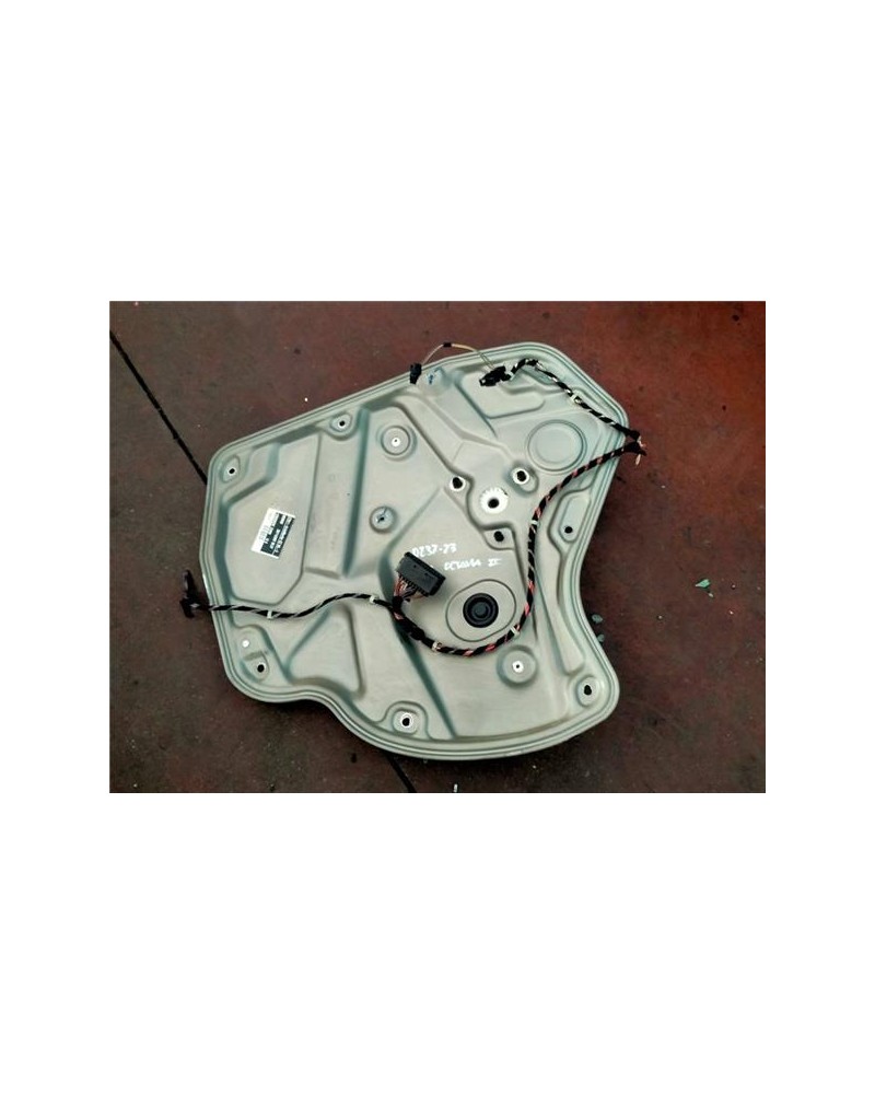 ELEVALUNAS ELECTRICO TRA. IZDO.