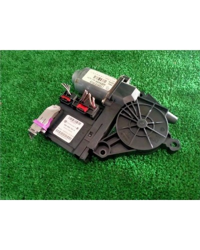 MOTOR ELEVALUNAS DEL. IZDO.
