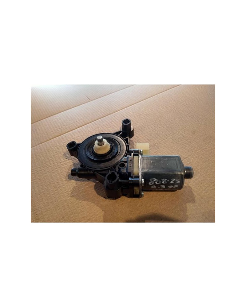 MOTOR ELEVALUNAS DEL. IZDO.