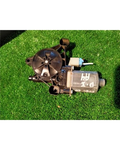 MOTOR ELEVALUNAS DEL. IZDO.