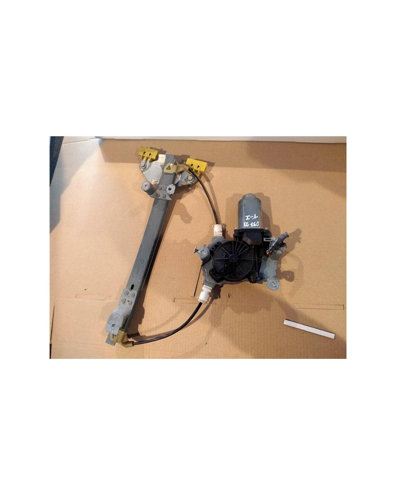 ELEVALUNAS ELECTRICO TRA. IZDO.