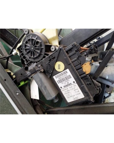 MOTOR ELEVALUNAS DEL. DCHO.