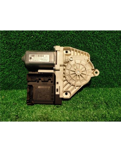 MOTOR ELEVALUNAS DEL. IZDO.