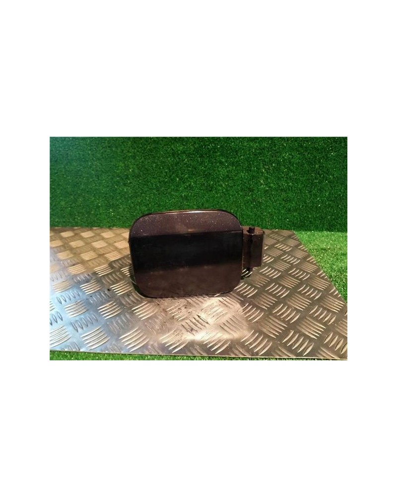 TAPA EXTERIOR COMBUSTIBLE