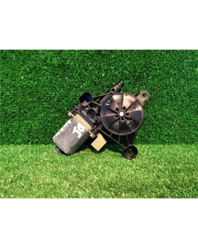 MOTOR ELEVALUNAS DEL. IZDO.