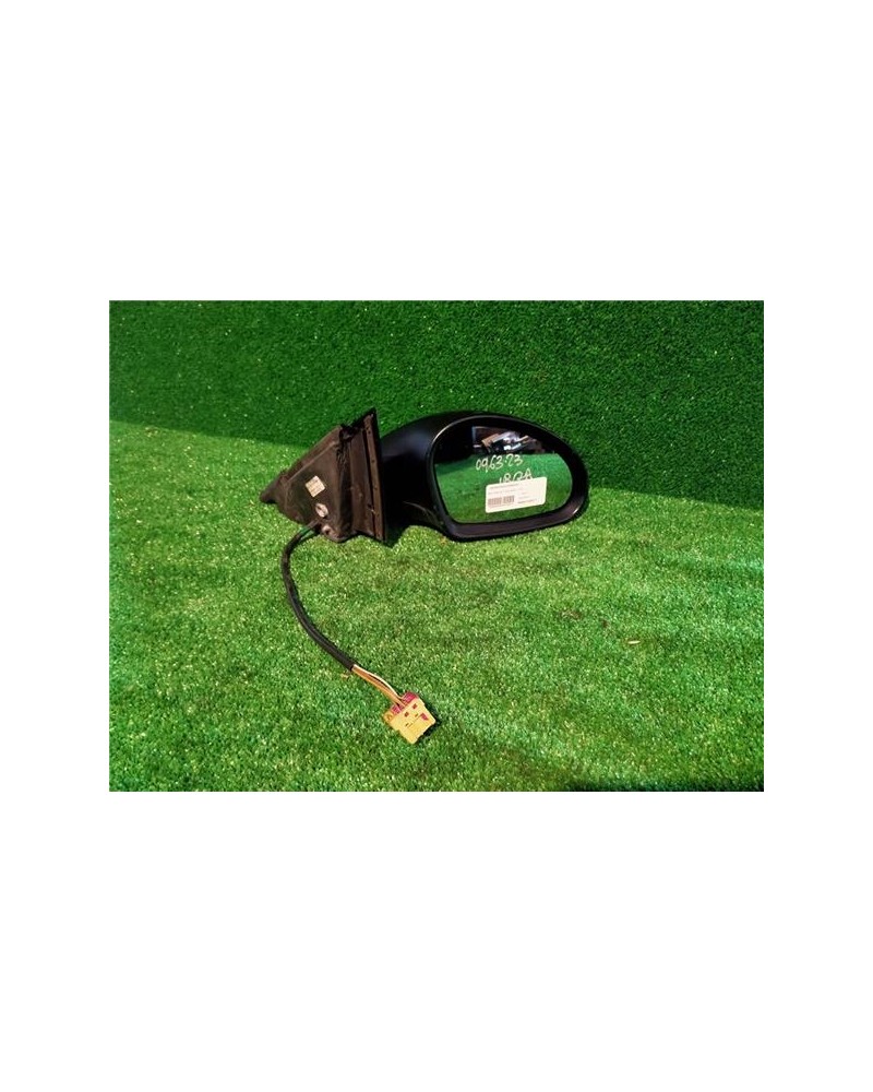 RETROVISOR DCHO.