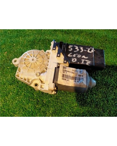 MOTOR ELEVALUNAS DEL. IZDO.