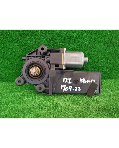 MOTOR ELEVALUNAS DEL. IZDO.