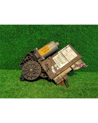 MOTOR ELEVALUNAS DEL. DCHO.